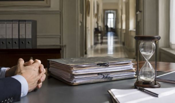 Danno da ritardo della Pubblica Amministrazione: quando l’inerzia può dare diritto al risarcimento